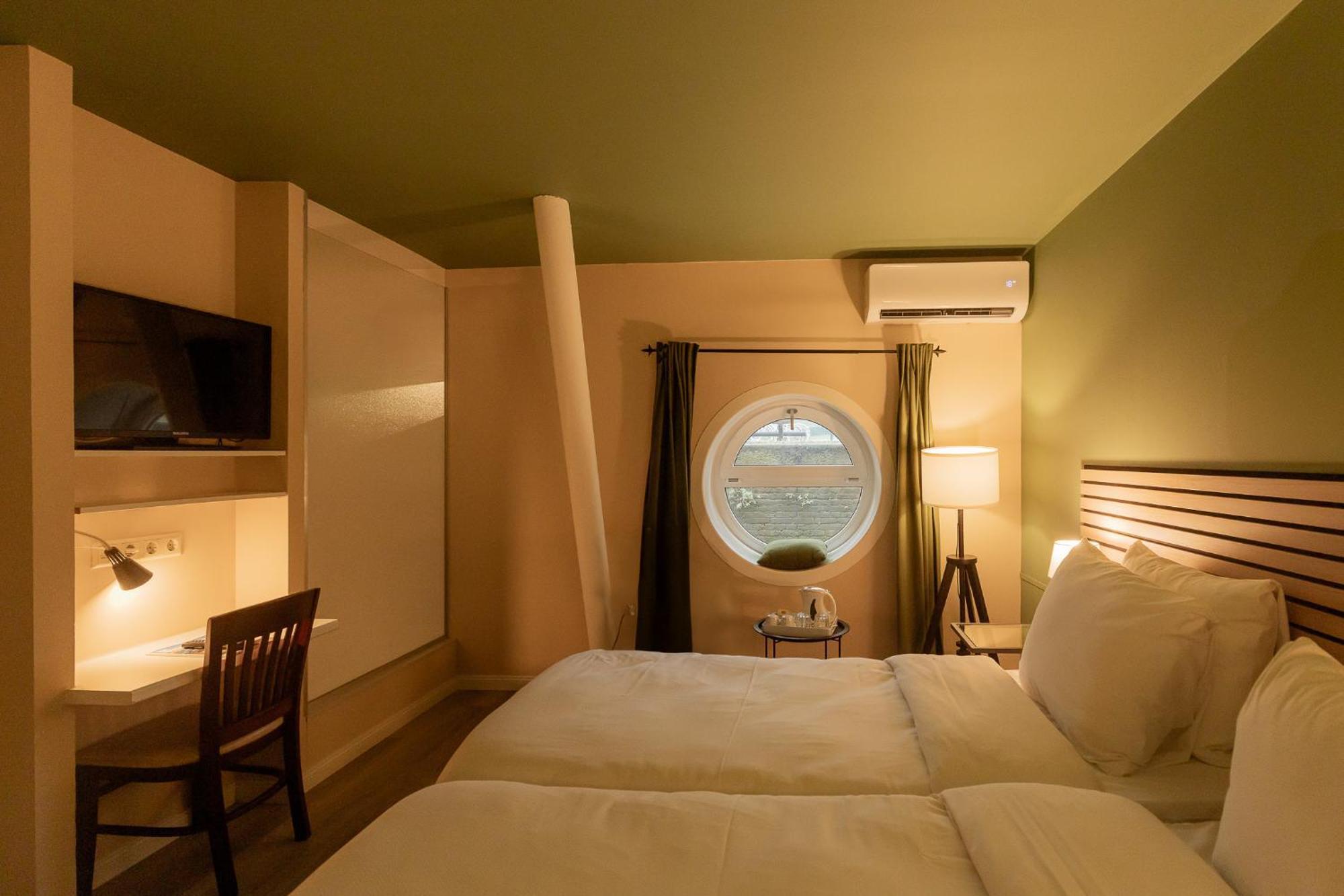 H2OTEL Rotterdam Eksteriør bilde