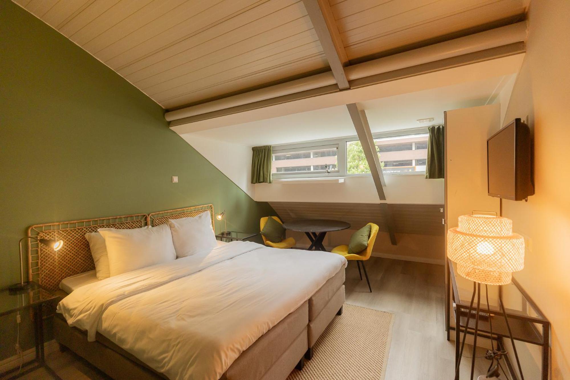 H2OTEL Rotterdam Eksteriør bilde